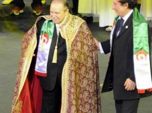 Le Président Bouteflika lors de la célébration du cinquantième anniversaire de l'indépendance de l'Algérie le 05 juillet 2012