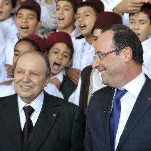 François Hollande et Boutaflika ce matin à Alger