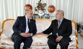 Les deux chefs de gouvernement tunisien et marocain en entretien