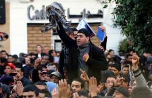 Manifestation sur l'avenue Habib Bourghiba ce matin 7 janvierà Tunis